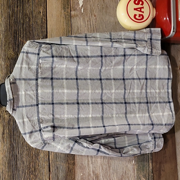 Sonoma long sleeve button  down shirt - Picture 3 of 3